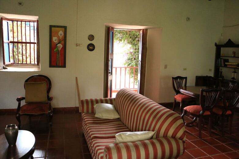 Bed & Breakfast Hotel La Casona De Suanoga