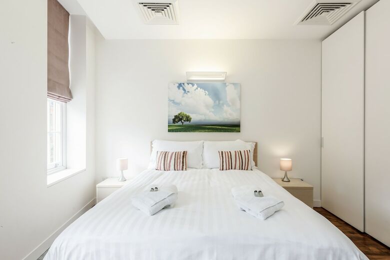 Lcs Liverpool Street Apartments