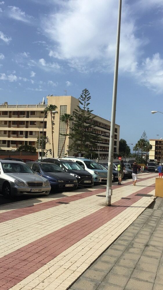 Apartamentos Cristianos Town