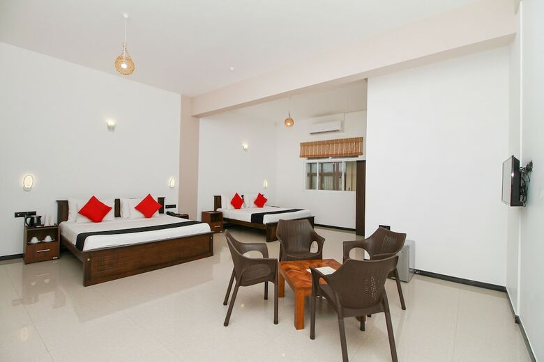 Hotel Capital O 311 Grace Beach Resort