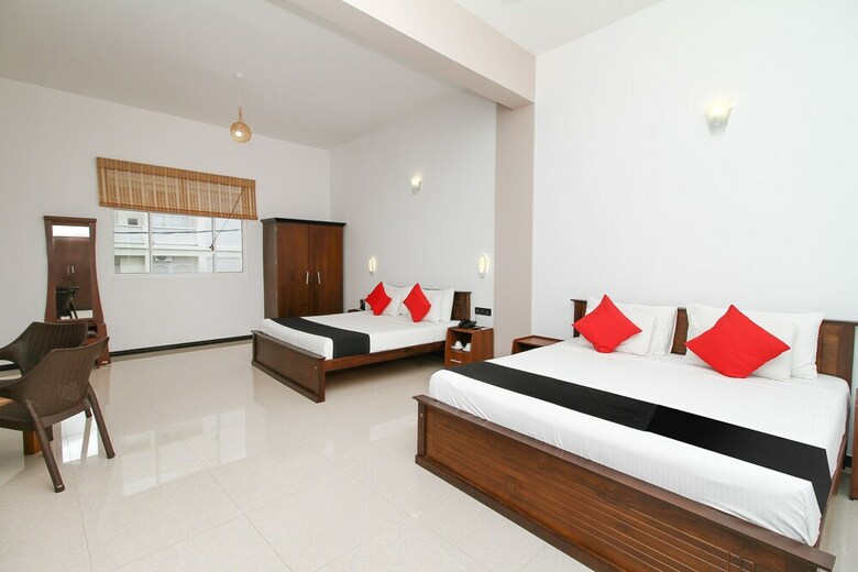 Hotel Capital O 311 Grace Beach Resort
