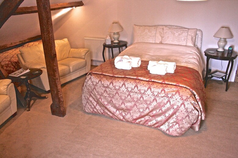 Clotworthy House Bed And Breakfast