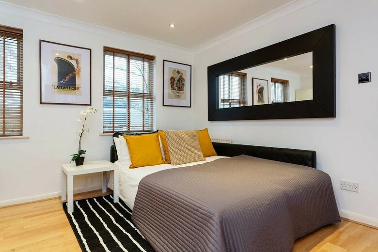 Deluxe Old Street - Two Bed Apartment