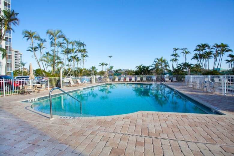 Bonita Beach & Tennis