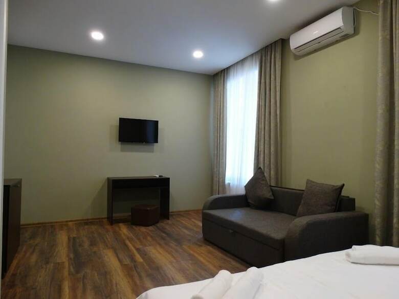 Hotel Iveria