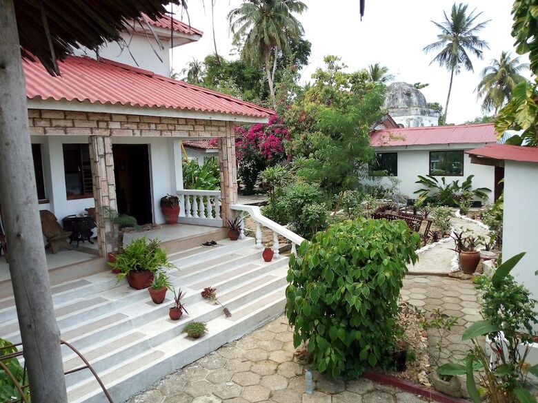 Hotel Imani Beach Villa