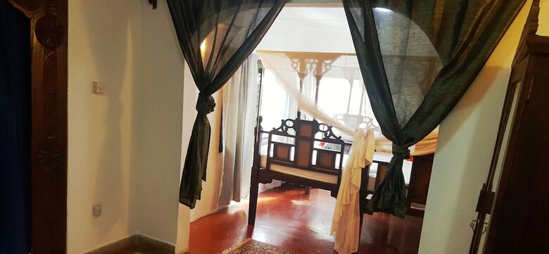 Hotel Imani Beach Villa