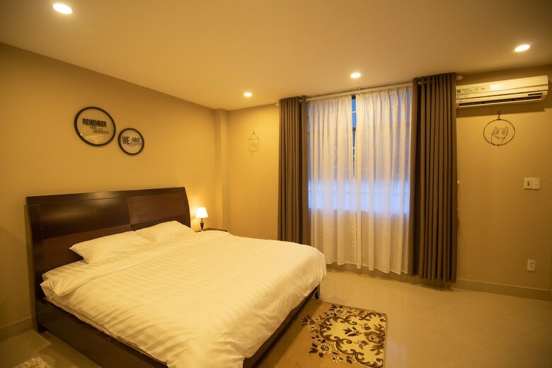 Vic House Hotel