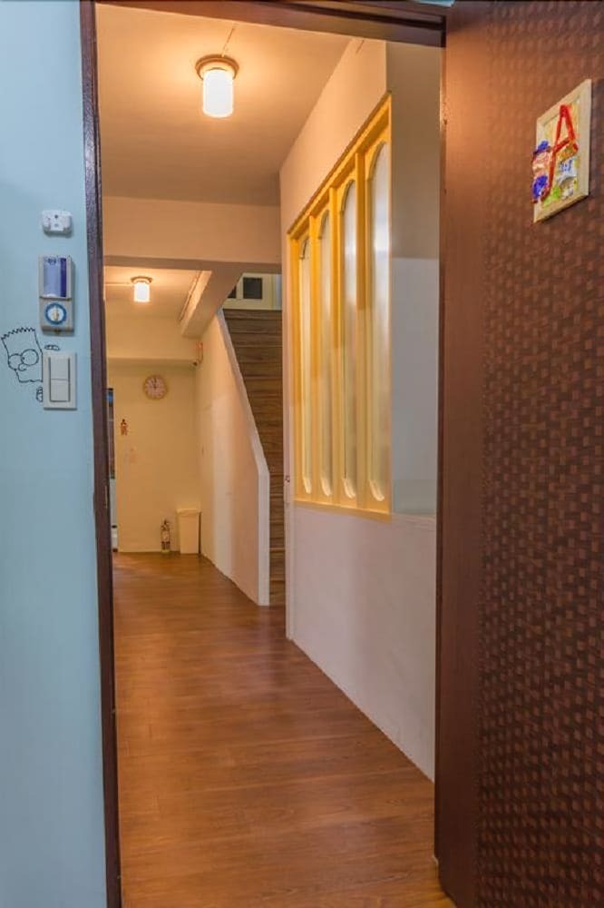 Hostal Goldenhouse Hostel