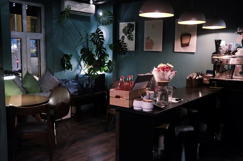 Hygge Cafe & Hotel