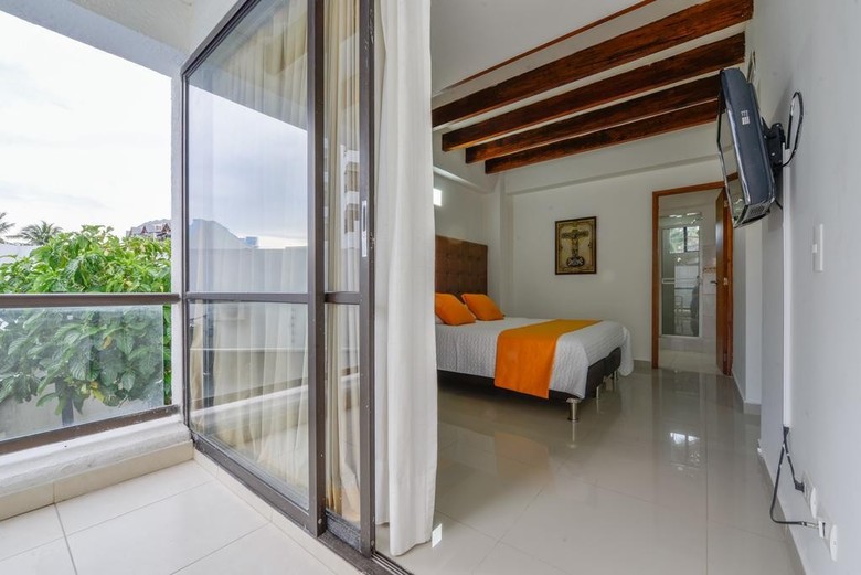 Bay Point Apartments San Andres
