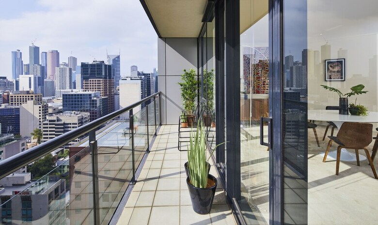 Penthouse Apartment In Melb Cbd Perfect Location