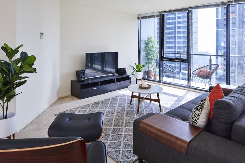 Penthouse Apartment In Melb Cbd Perfect Location