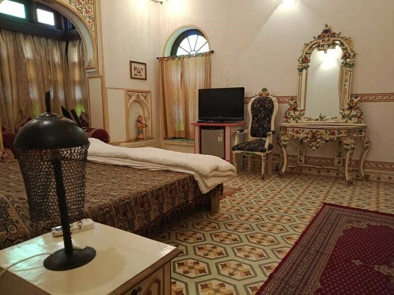 Hotel Bassi Fort