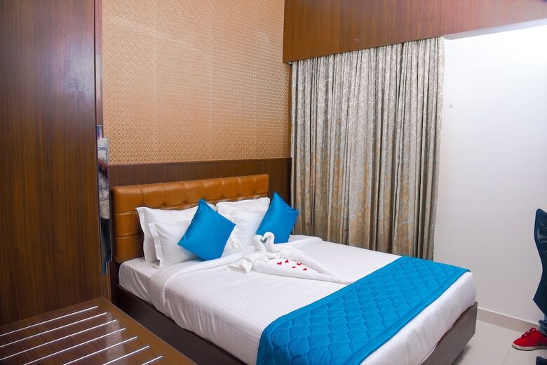 Hotel Blue Ocean Residency