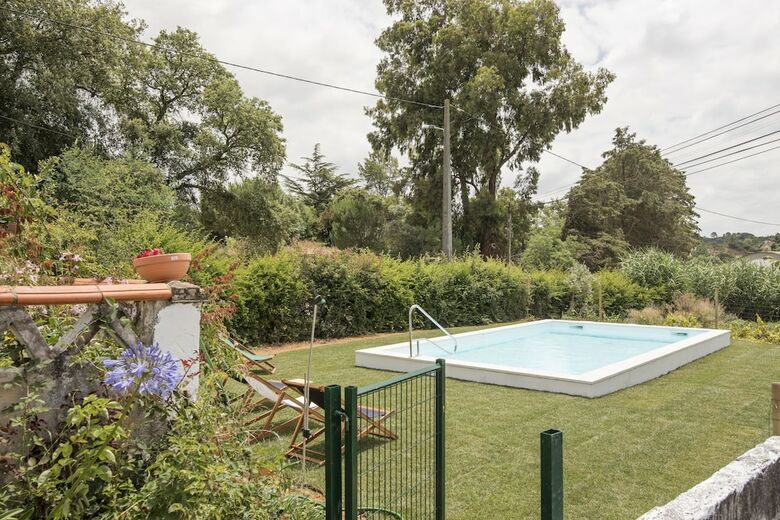 Hotel Av� Rosa Guesthouse