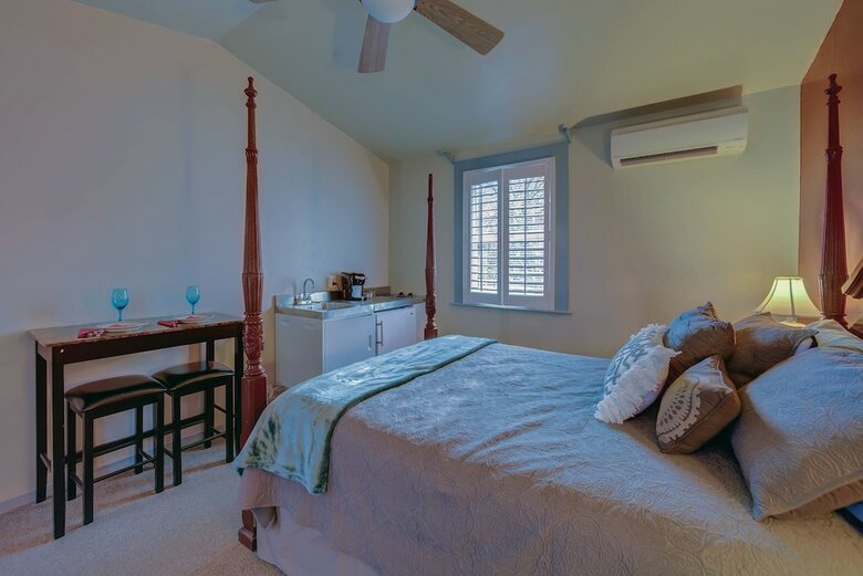 Hotel Carlisle Garden Suites