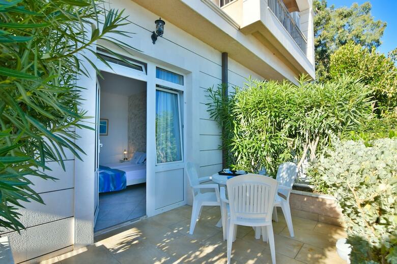Hotel Perla - Annexes
