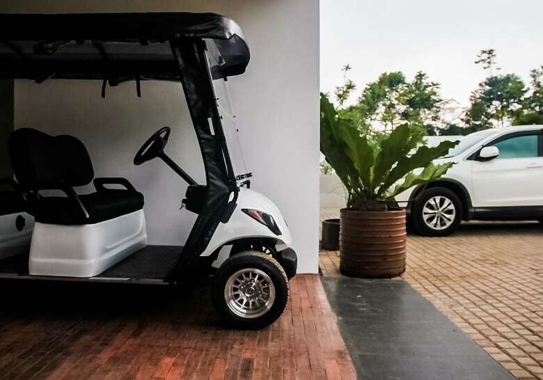 Blackbird Hotel