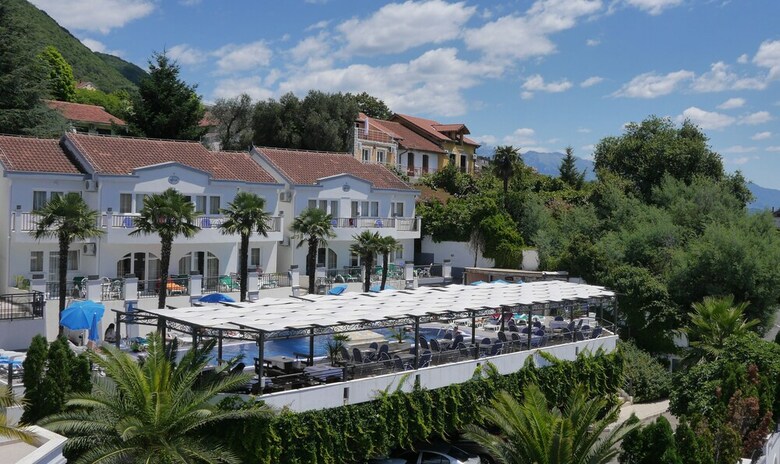 Hotel Xanadu