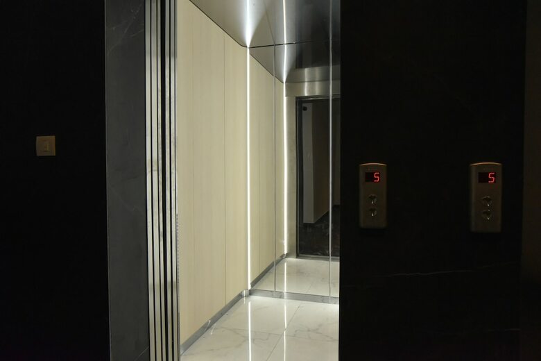 Aparthotel Royal Gardens Apartments