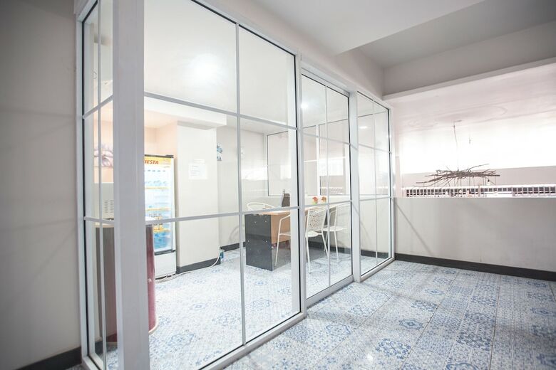 Hotel Oyo 127 W Residence