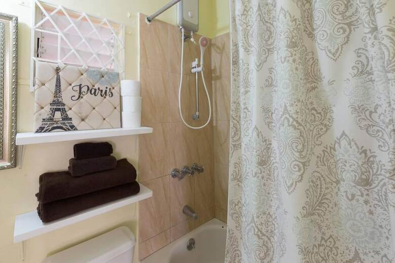 Apartamentos Kgn Most Centrally Located One Bdrm II