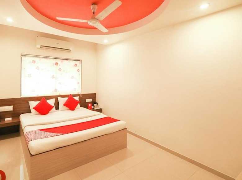 Silver Sand Hotel
