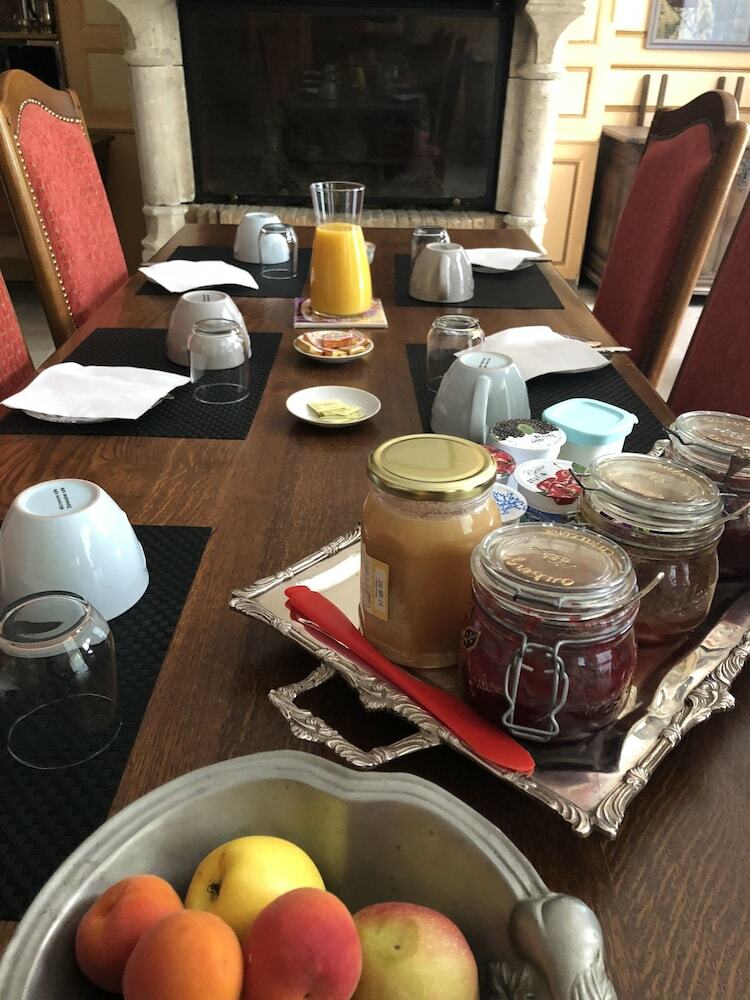 Hotel Chambre D'h�tes Auberge Des Capucins