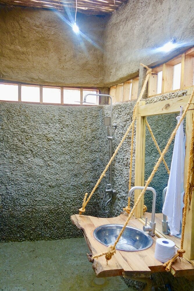 Hostal Mountain Bikes House And Eco Bungalow - Hostel