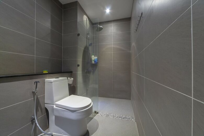 Home In Kota Kinabalu City-riverson Soho