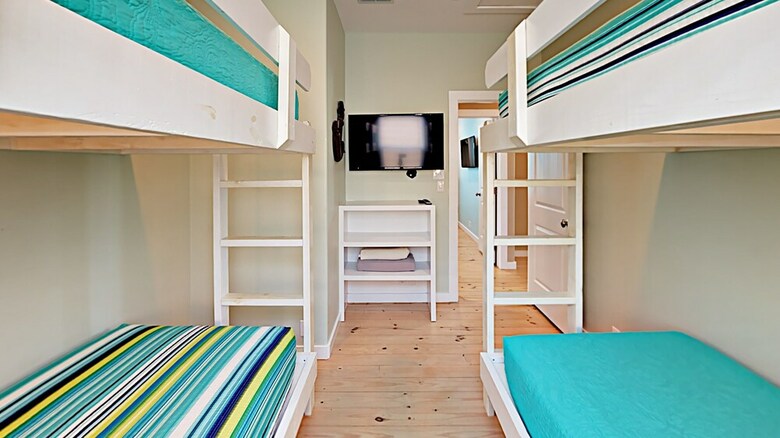 Pelicans Landing - Four Bedroom Home