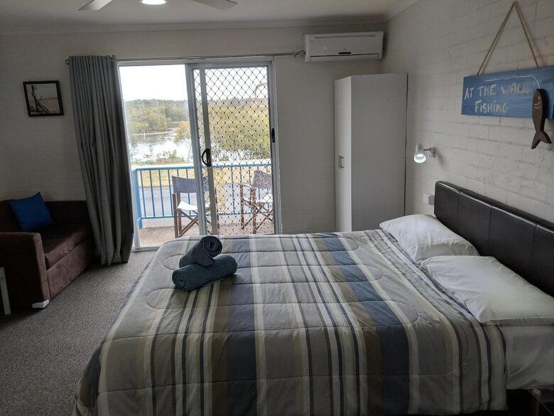 Harrington Village Motel