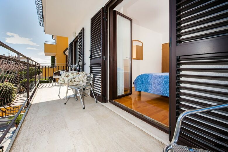 Apartments Isabella