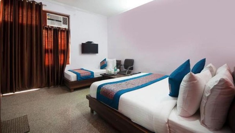 Airport Hotel Green Heights