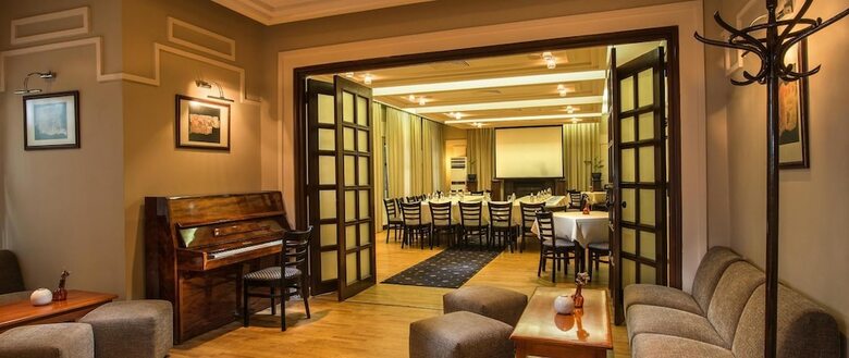 Hotel Forum