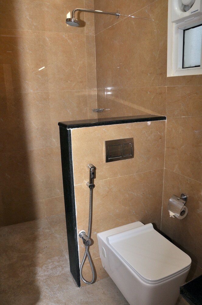 Hotel Santhoshpuri