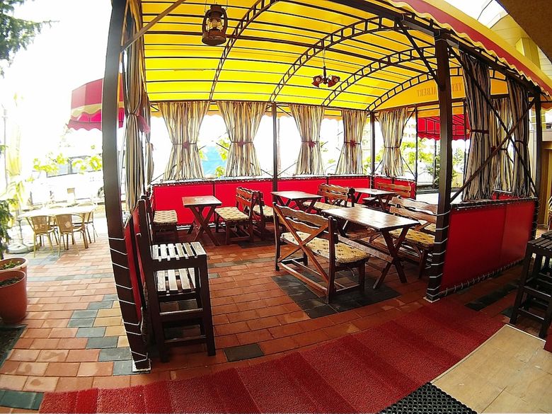 Hotel La Sura Getilor