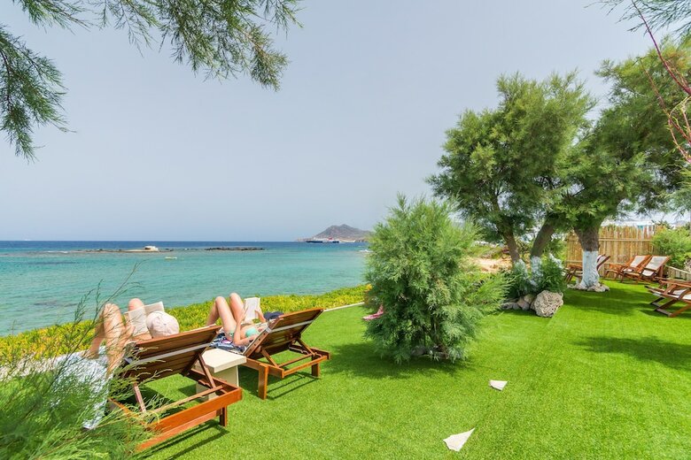 Hotel Niki Savvas Studio & Suites
