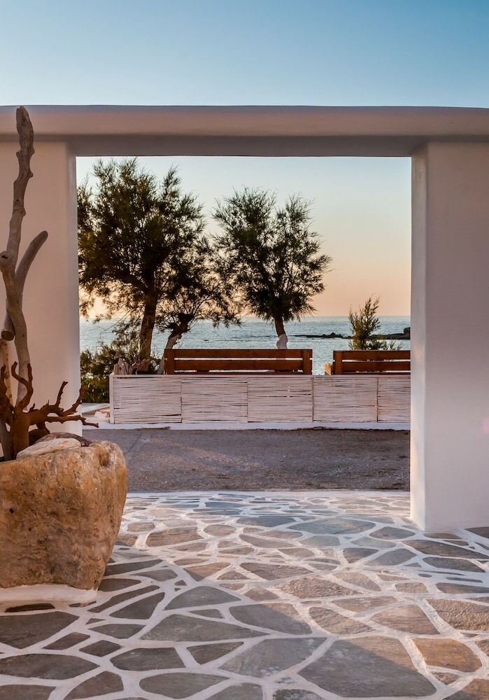 Hotel Niki Savvas Studio & Suites