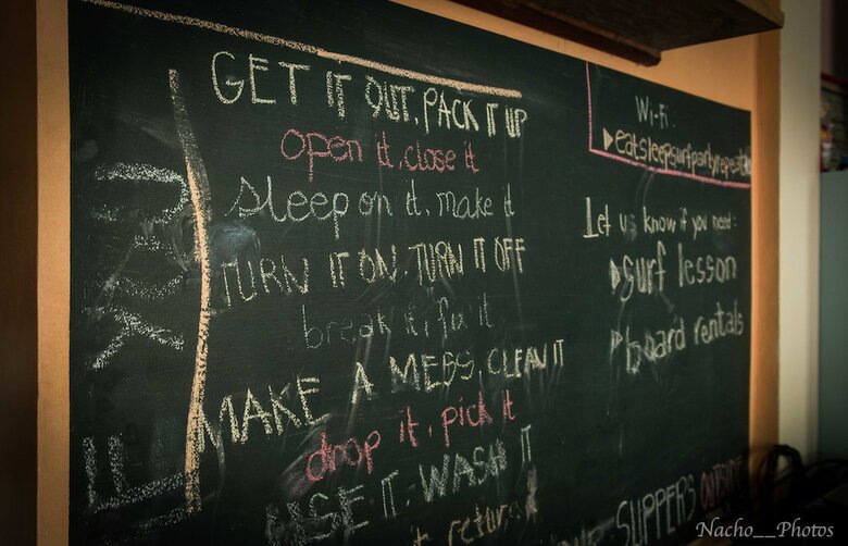 Hostal Footprints Homestay - Hostel - Adults Only