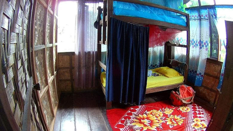 Hostal Footprints Homestay - Hostel - Adults Only
