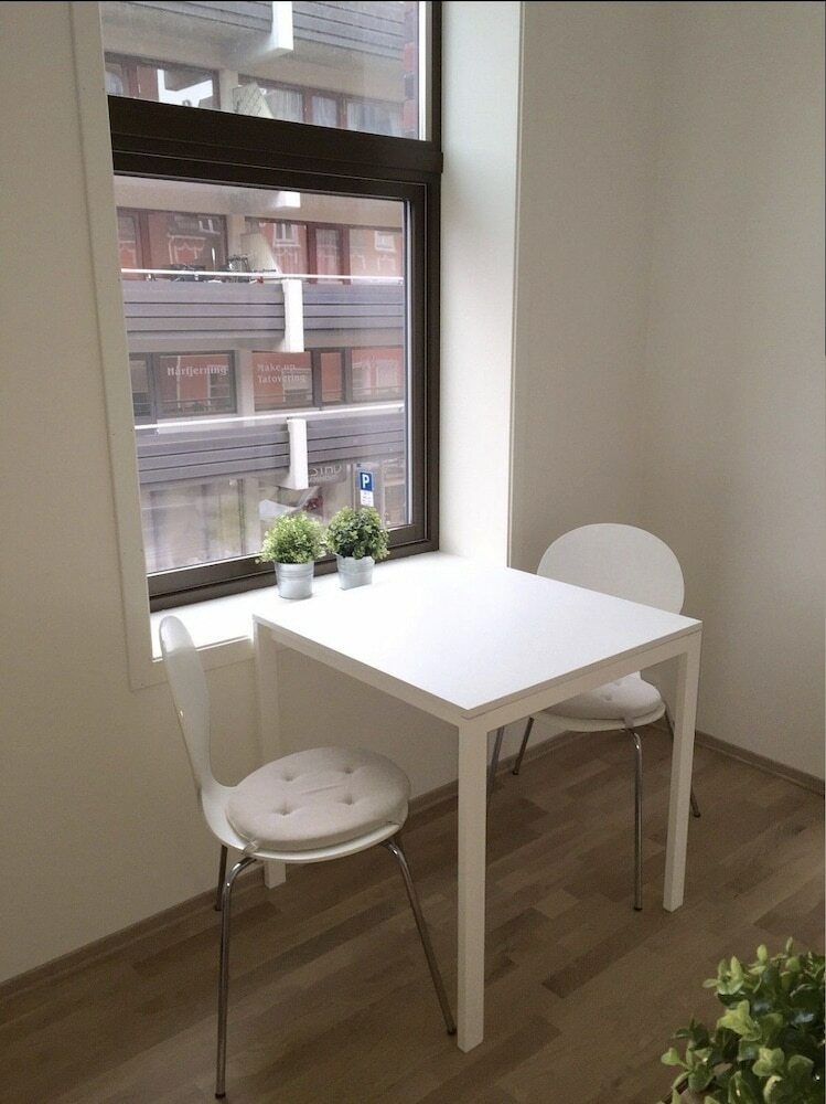Kvadraturen Apartments Social