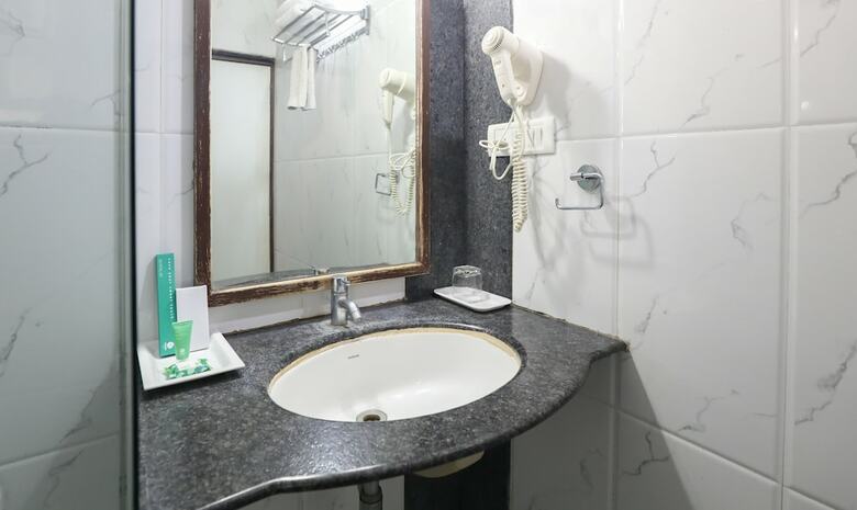Hotel Treebo Select Grand Premier Suites
