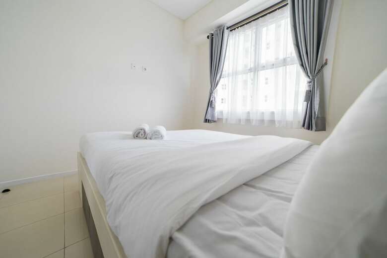 Relaxing Apartment At Parahyangan Residence