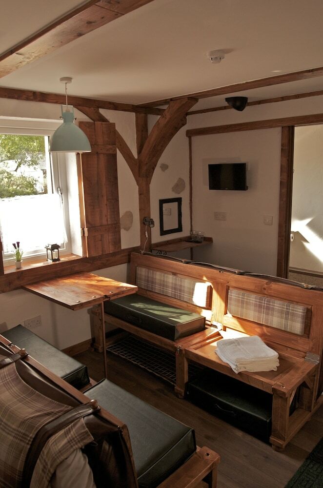 Hotel Birchwood Guest Lodge