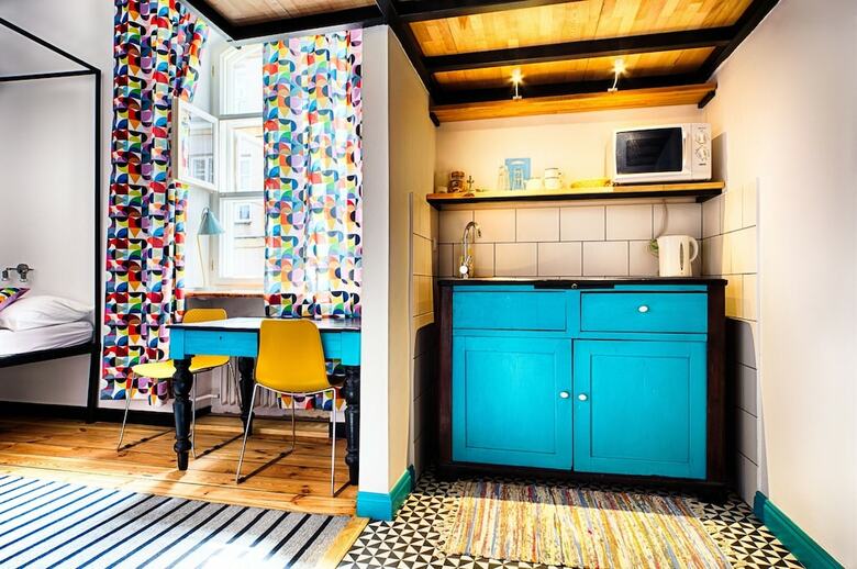 Hostal Old Town Kanonia Hostel & Apartments