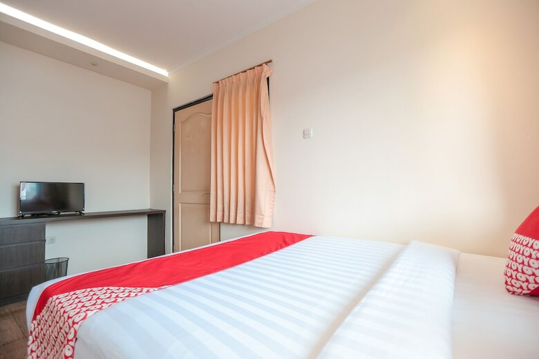 Hotel Oyo 141 Fatmawati Cozy Residence