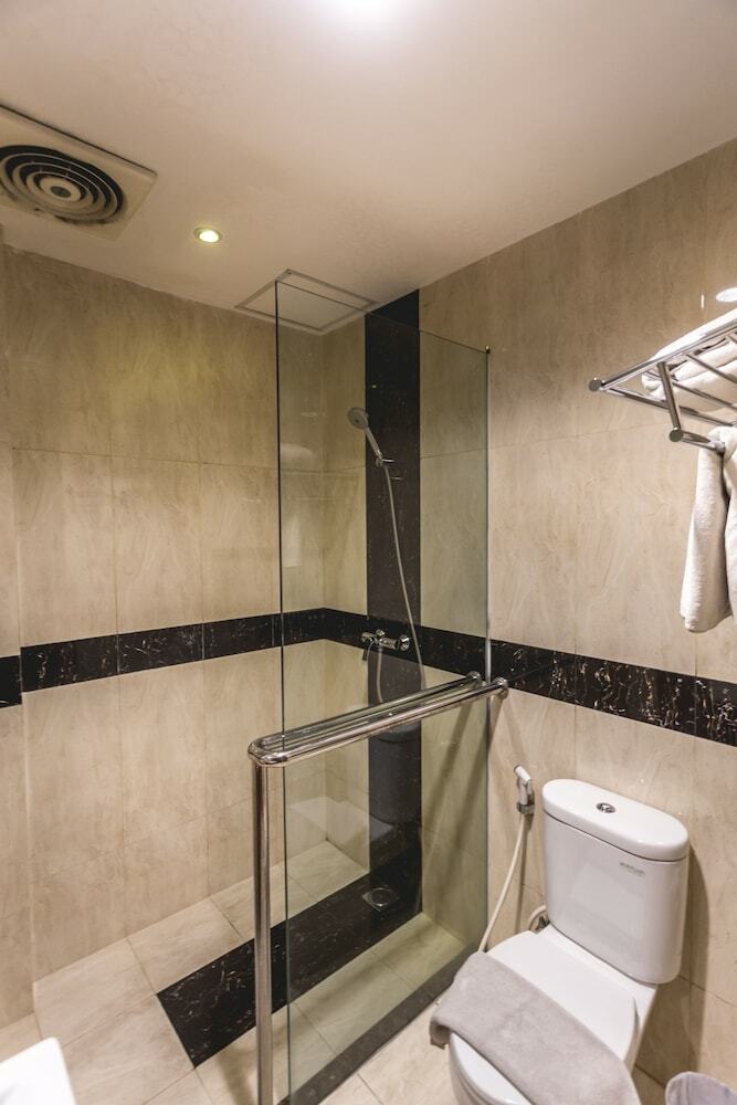 Hotel Oyo 141 Fatmawati Cozy Residence