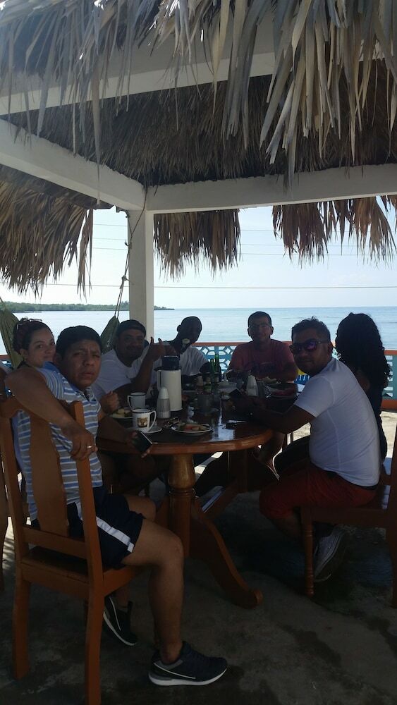 Bed & Breakfast Richie's On The Beach